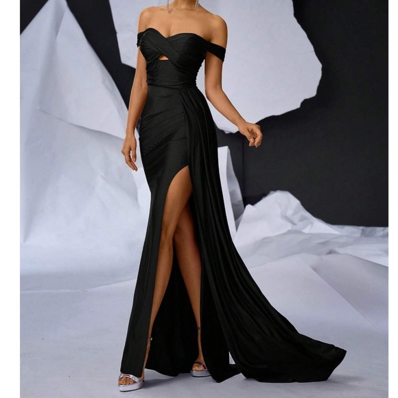 Classic Off Shoulder Split thigh Mermaid Hem Party Wedding Dress - Picture 2 of 10